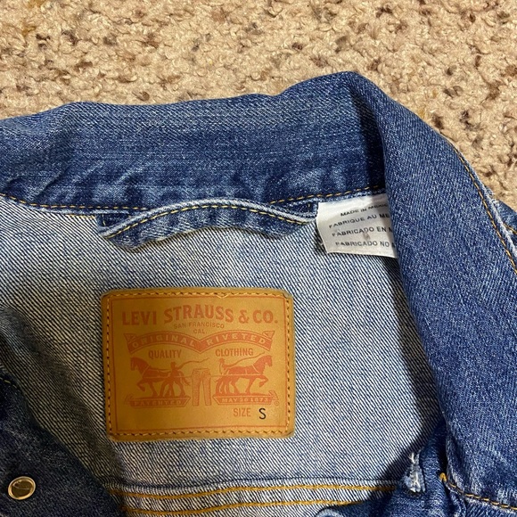 LEVI’S denim jacket size small - Picture 2 of 4